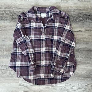 AMERICAN EAGLE| Women’s Distressed Purple Flannel| Size Medium